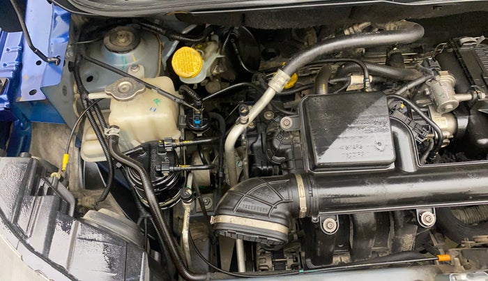 2021 Renault TRIBER RXZ AMT, Petrol, Automatic, 40,549 km, Engine View - Right