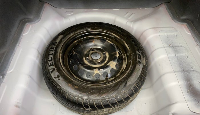 2014 Hyundai Xcent S 1.2, Petrol, Manual, 1,37,662 km, Spare Tyre