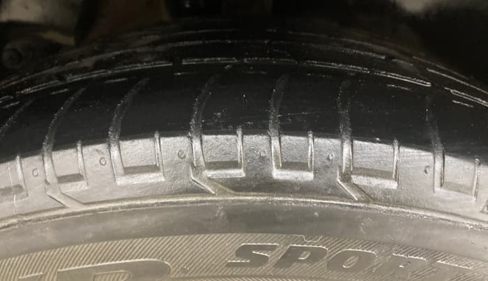 2019 Hyundai Creta SX AT 1.6 PETROL, Petrol, Automatic, 1,46,079 km, Right Rear Tyre Tread
