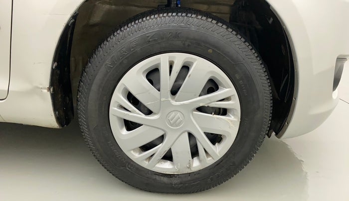 2014 Maruti Swift VXI, Petrol, Manual, 37,659 km, Right Front Wheel