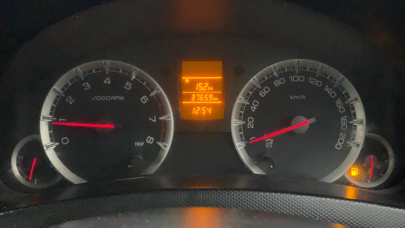 2014 Maruti Swift VXI, Petrol, Manual, 37,659 km, Odometer Image