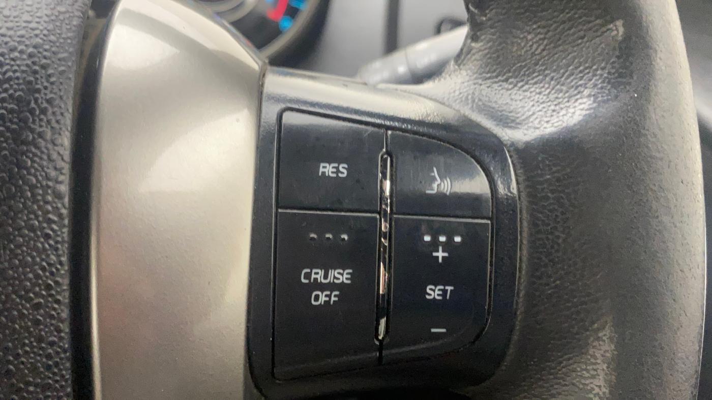 2020 Mahindra XUV500 W9, Diesel, Manual, 69,539 km, Adaptive Cruise Control