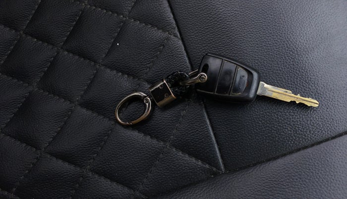 2021 Hyundai NEW SANTRO SPORTZ AMT, Petrol, Automatic, 94,876 km, Key Close Up