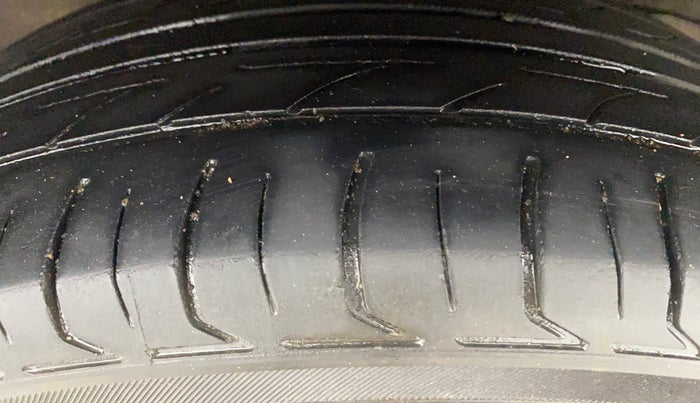 2021 Hyundai NEW SANTRO SPORTZ AMT, Petrol, Automatic, 94,876 km, Right Rear Tyre Tread