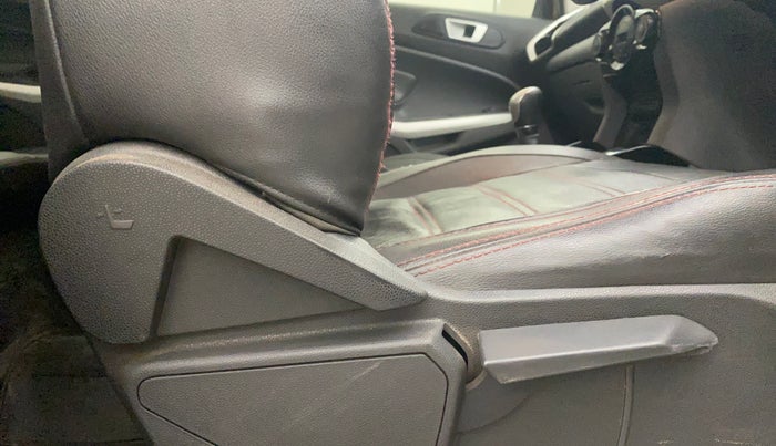 2017 Ford Ecosport TITANIUM 1.5L DIESEL, Diesel, Manual, 1,07,214 km, Driver Side Adjustment Panel