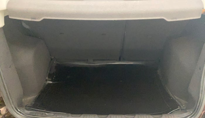 2017 Ford Ecosport TITANIUM 1.5L DIESEL, Diesel, Manual, 1,07,214 km, Boot Inside