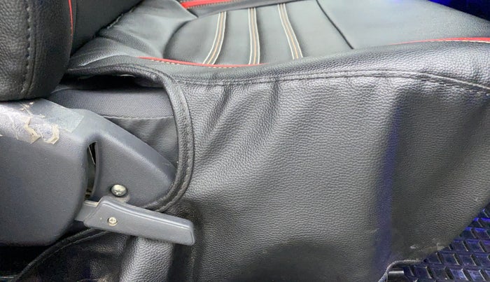 2018 Maruti Alto 800 VXI, Petrol, Manual, 14,228 km, Driver Side Adjustment Panel