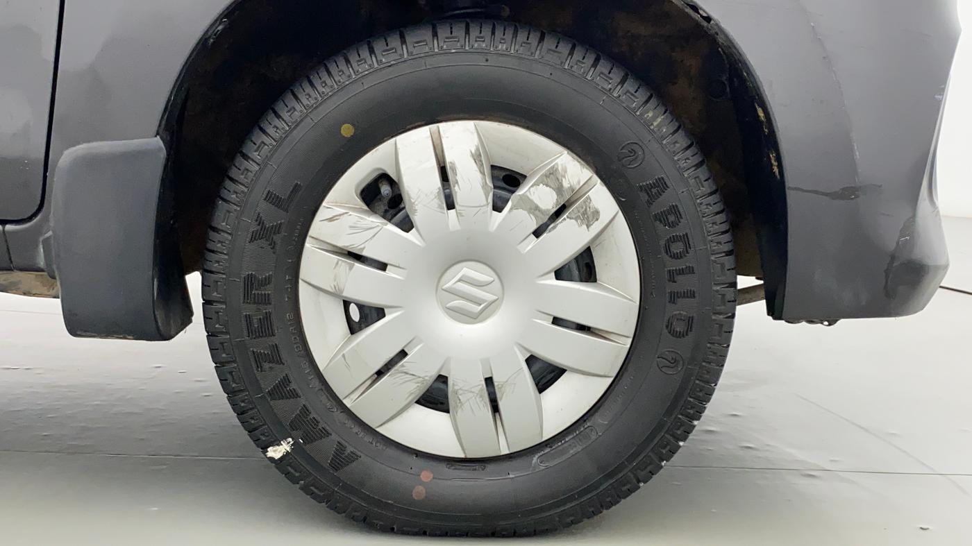 2018 Maruti Alto 800 VXI, Petrol, Manual, 14,228 km, Right Front Wheel