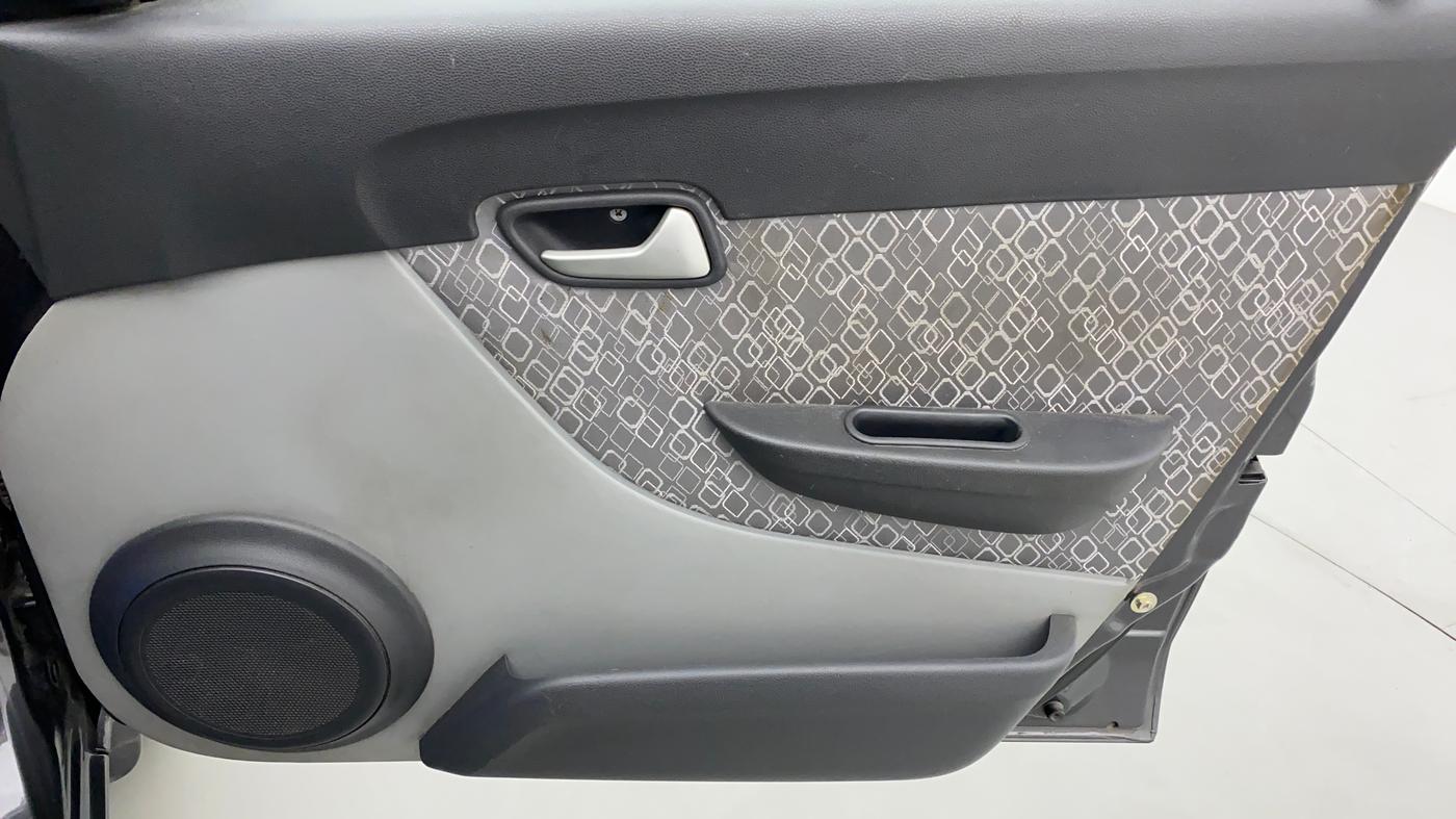2018 Maruti Alto 800 VXI, Petrol, Manual, 14,228 km, Driver Side Door Panels Control