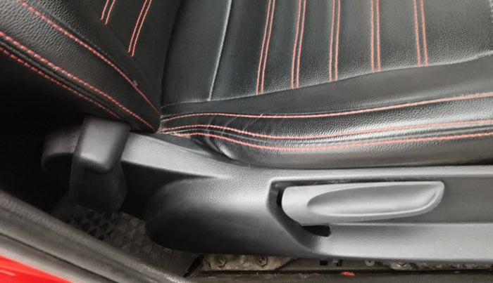 2021 Volkswagen Polo TRENDLINE 1.0L, Petrol, Manual, 60,815 km, Driver Side Adjustment Panel