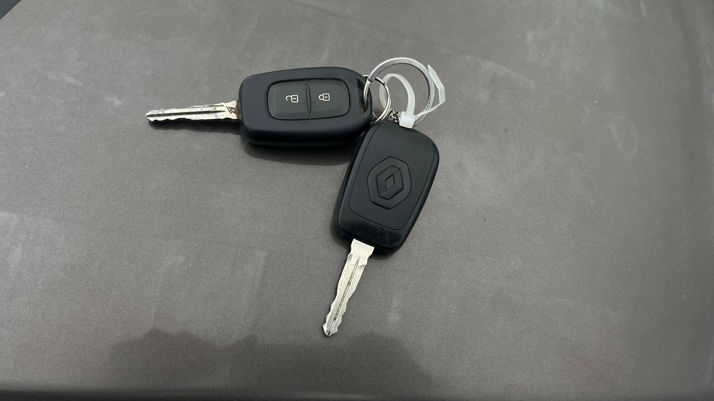 2022 Renault TRIBER RXT, Petrol, Manual, 47,166 km, Key Close Up