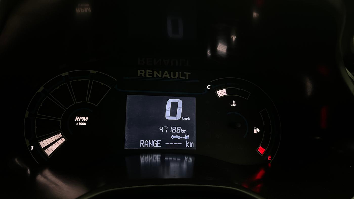 2022 Renault TRIBER RXT, Petrol, Manual, 47,166 km, Odometer Image