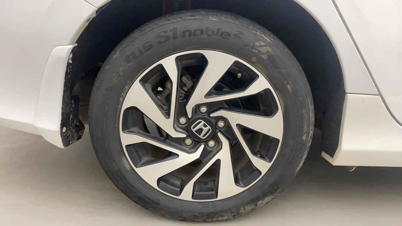2019 Honda Civic 1.8L I-VTEC V CVT, Petrol, Automatic, 59,686 km, Right Rear Wheel