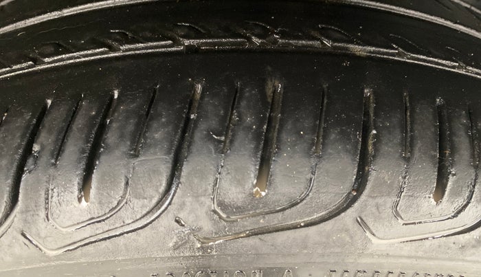 2023 Tata ALTROZ XZ PLUS O SUNROOF CNG, CNG, Manual, 30,355 km, Left Rear Tyre Tread