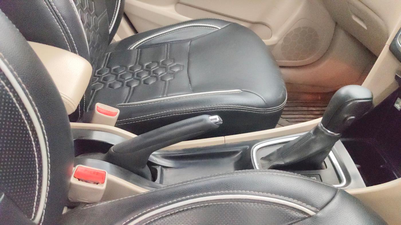 2017 Maruti Ciaz ZETA 1.4  AT PETROL, Petrol, Automatic, 68,611 km, Gear Lever