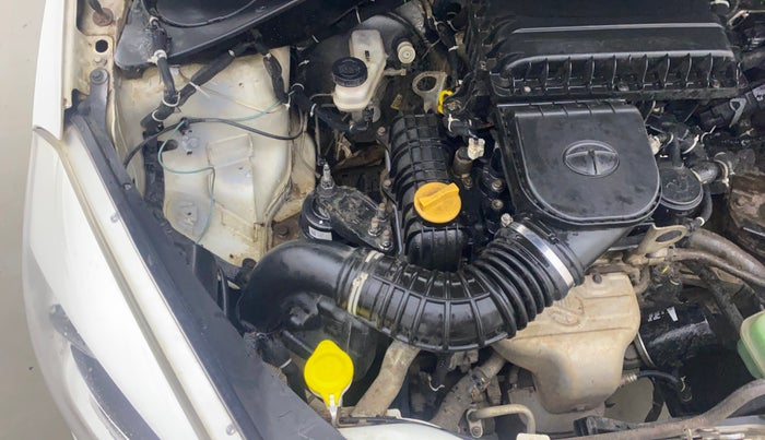 2016 Tata Tiago XT PETROL, Petrol, Manual, 68,731 km, Engine View - Right