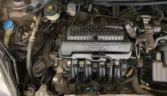2013 Honda Amaze 1.2L I-VTEC S, Petrol, Manual, 1,17,789 km, Engine View - Right