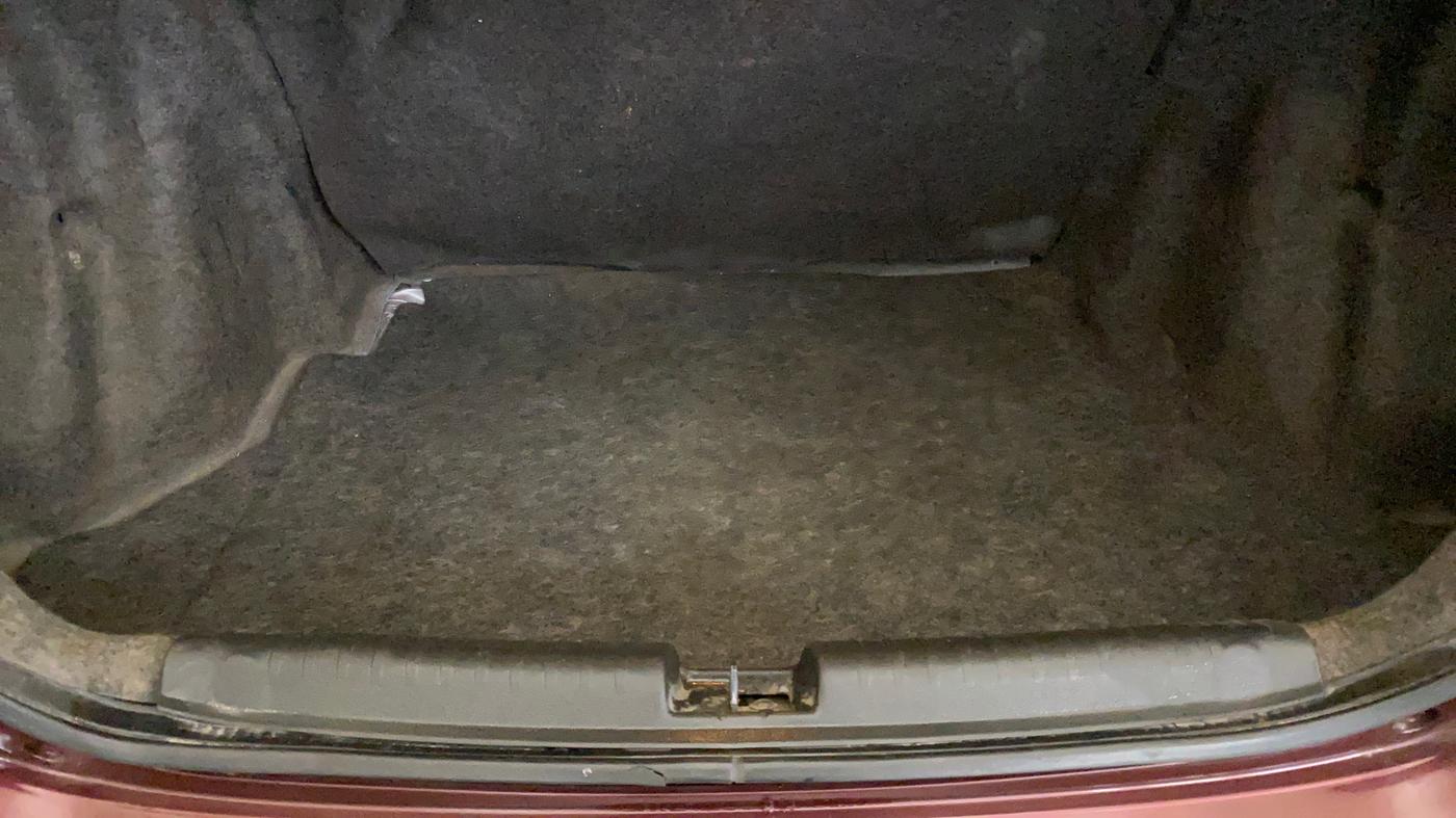 2013 Honda Amaze 1.2L I-VTEC S, Petrol, Manual, 1,17,847 km, Boot Inside