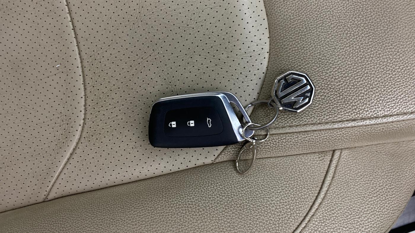 2023 MG HECTOR SHARP PRO 2.0 TURBO DIESEL, Diesel, Manual, 70,086 km, Key Close Up