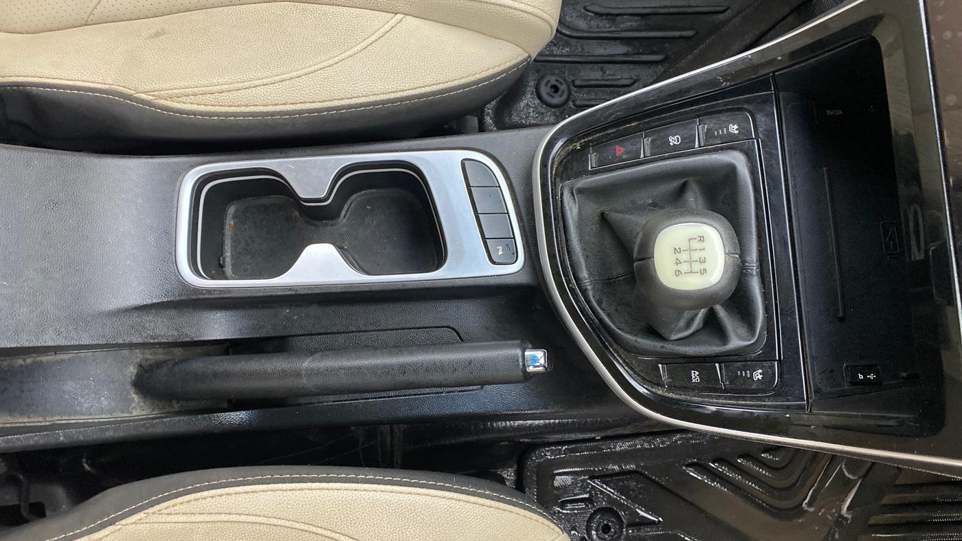 2023 MG HECTOR SHARP PRO 2.0 TURBO DIESEL, Diesel, Manual, 70,086 km, Gear Lever