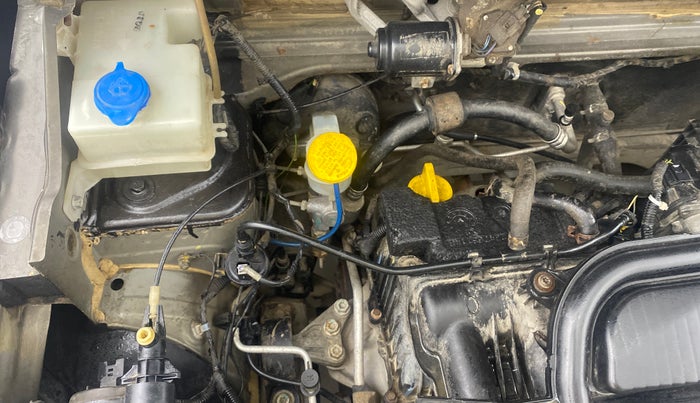 2018 Renault Kwid RXT 1.0 (O), Petrol, Manual, 33,197 km, Engine View - Right