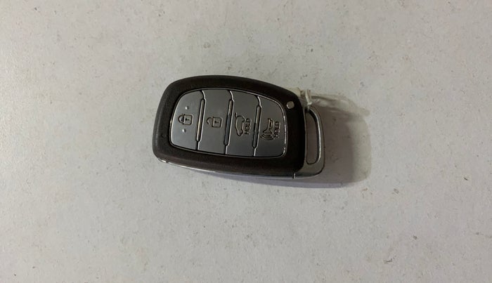 2019 Hyundai VENUE SX PLUS 1.0 TURBO DCT, Petrol, Automatic, 70,993 km, Key Close Up