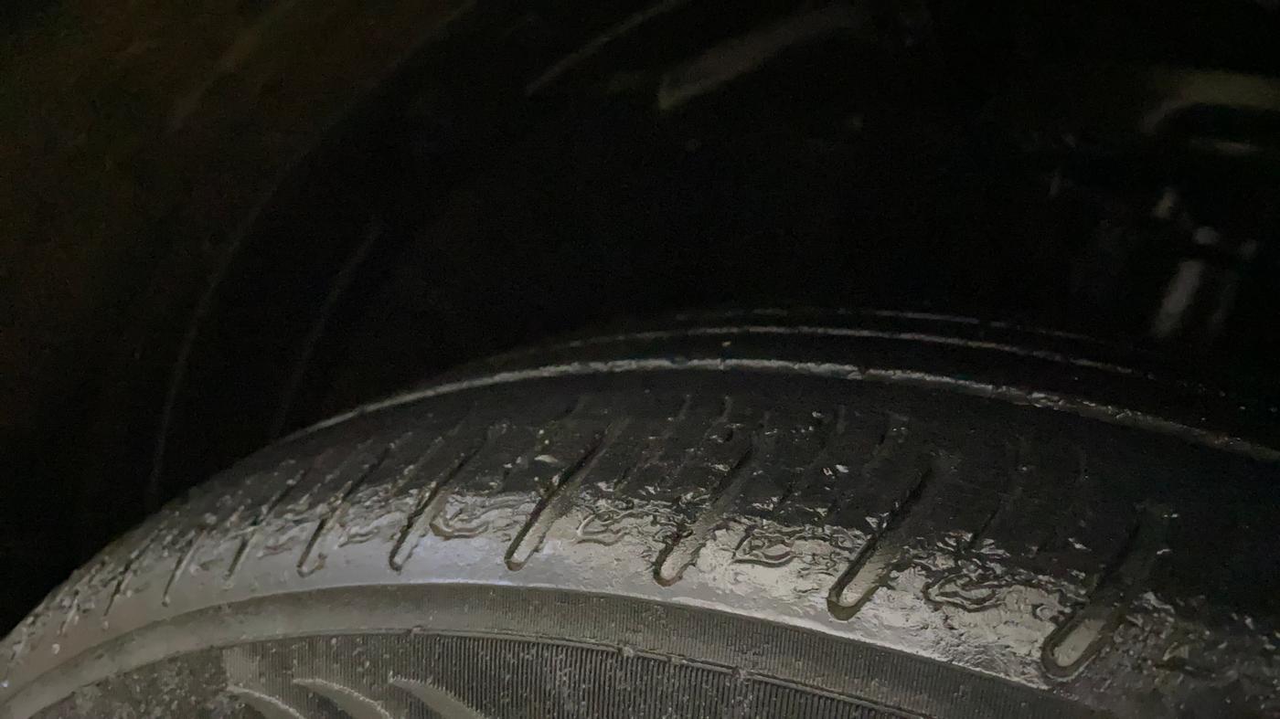2019 Hyundai VENUE SX PLUS 1.0 TURBO DCT, Petrol, Automatic, 70,993 km, Right Front Tyre Tread