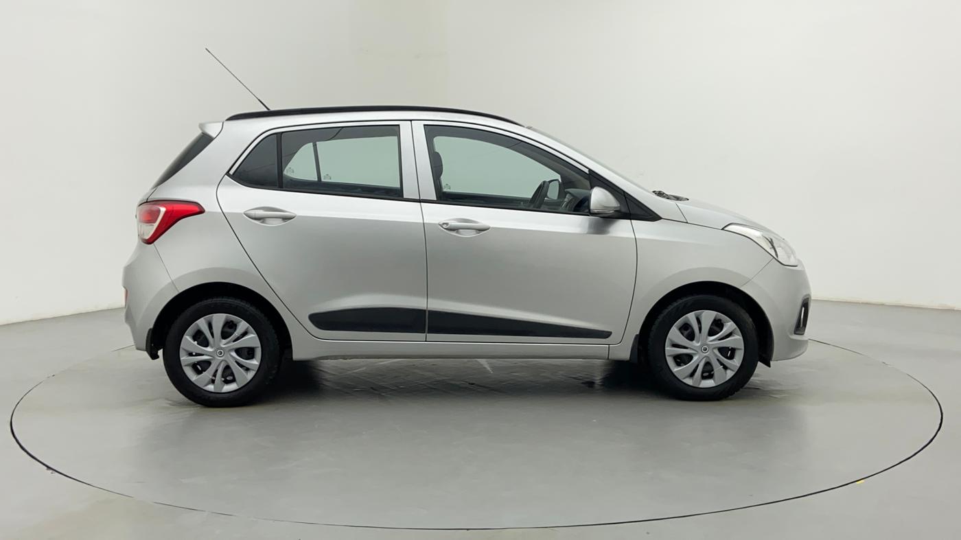2016 Hyundai Grand i10 SPORTZ 1.2 KAPPA VTVT, Petrol, Manual, 69,989 km, Right Side