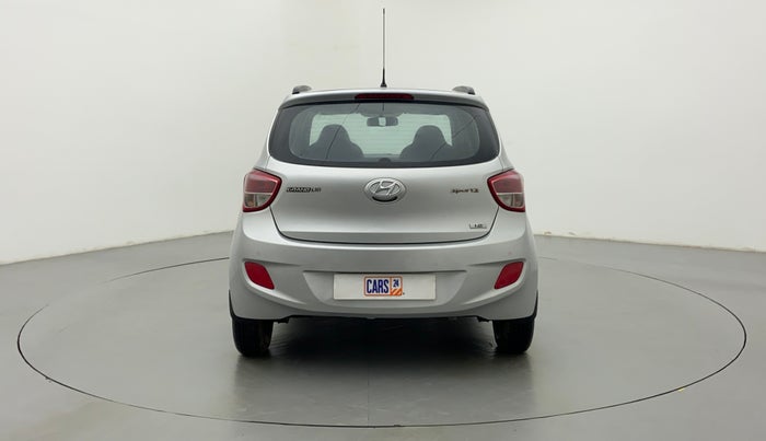 2016 Hyundai Grand i10 SPORTZ 1.2 KAPPA VTVT, Petrol, Manual, 69,989 km, Back/Rear