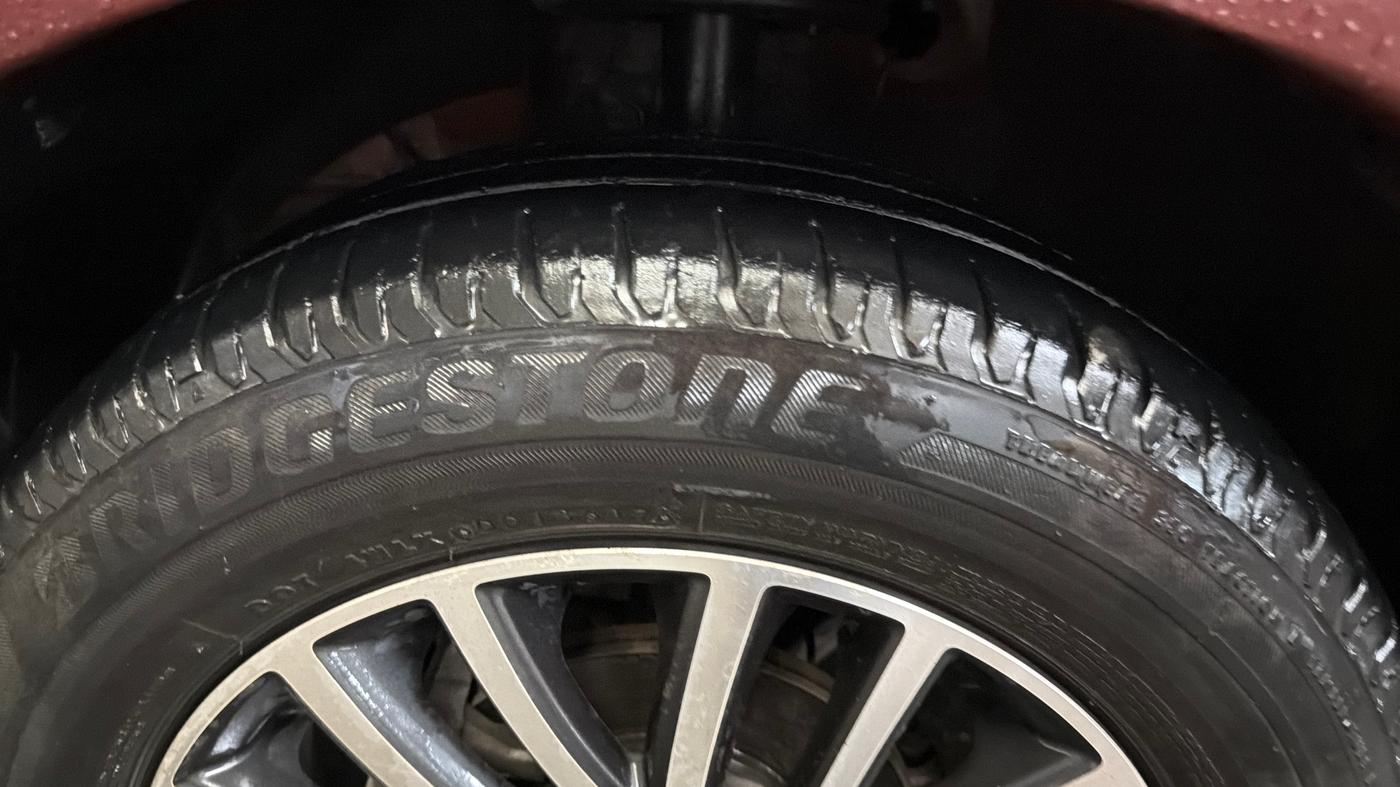 2017 Maruti Dzire ZXI PLUS, Petrol, Manual, 35,814 km, Left Front Tyre Tread