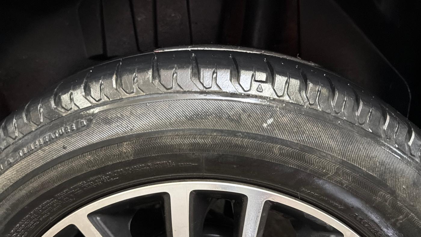 2017 Maruti Dzire ZXI PLUS, Petrol, Manual, 35,814 km, Left Rear Tyre Tread