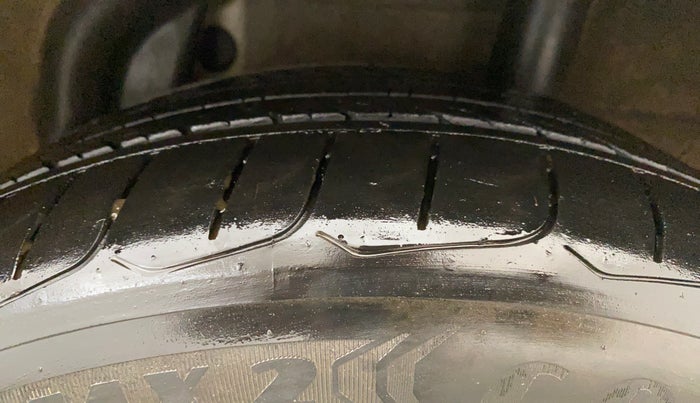 2023 Hyundai Verna SX (O) 1.5 TURBO PETROL MT, Petrol, Manual, 13,457 km, Left Rear Tyre Tread