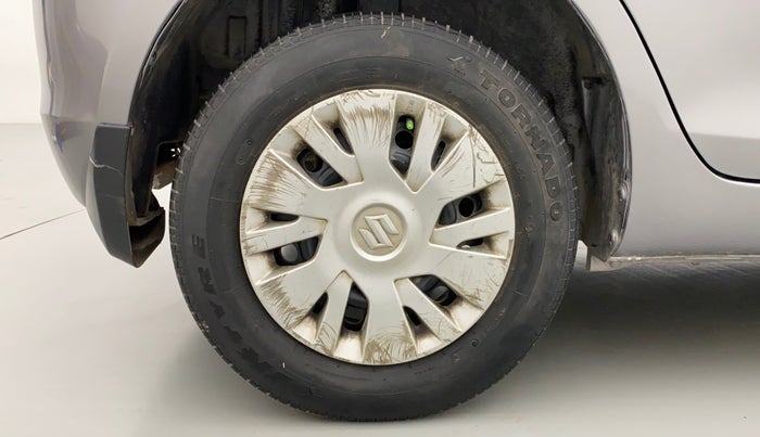 2014 Maruti Swift VXI, Petrol, Manual, 68,306 km, Right Rear Wheel