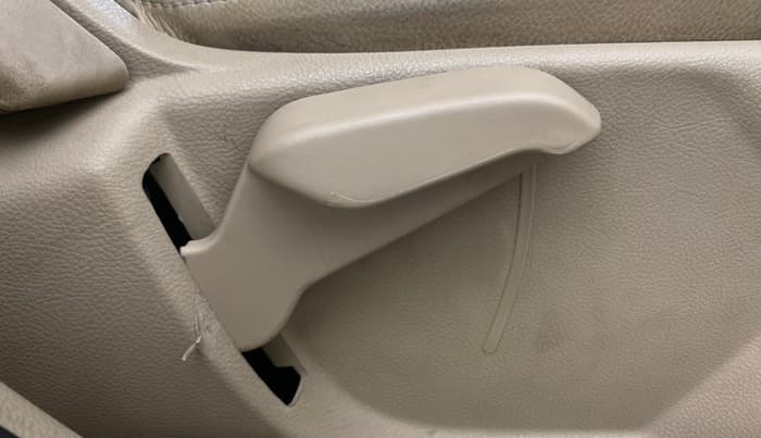 2018 Ford Figo Aspire TITANIUM1.5 DIESEL, Diesel, Manual, 64,787 km, Driver Side Adjustment Panel