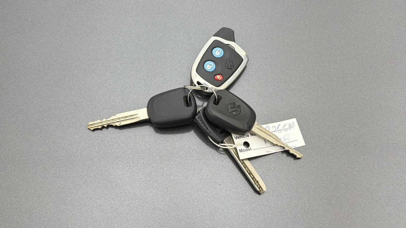 2015 Maruti Alto 800 LXI, Petrol, Manual, 52,554 km, Key Close Up