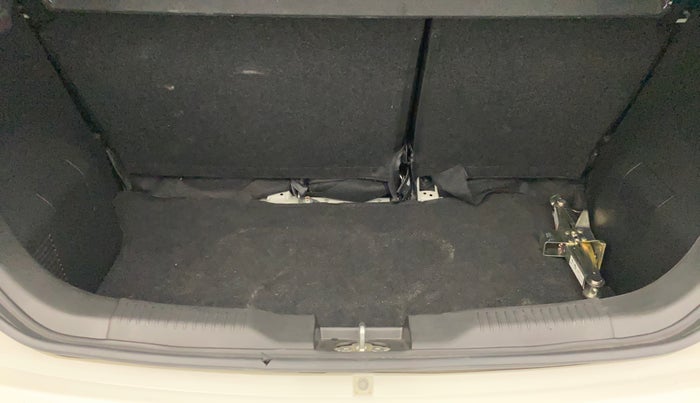 2024 Maruti IGNIS ALPHA 1.2, Petrol, Manual, 7,376 km, Boot Inside