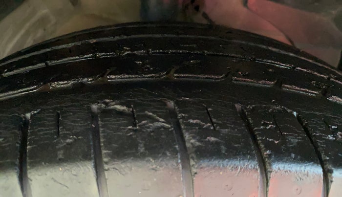 2019 MG HECTOR SHARP HYBRID 1.5 PETROL, Petrol, Manual, 50,132 km, Right Front Tyre Tread