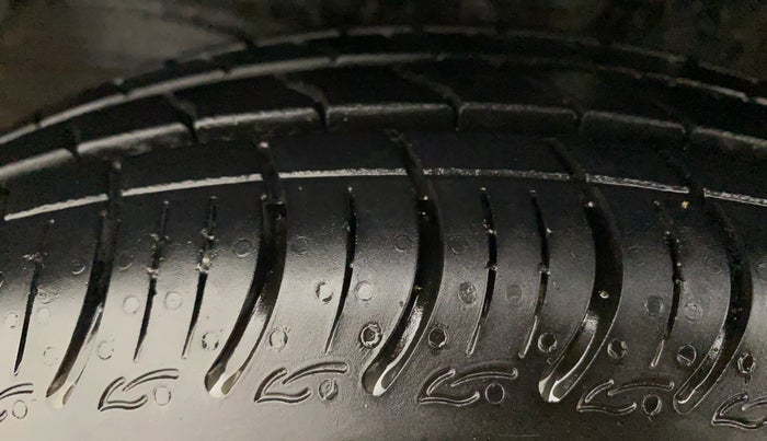 2023 Maruti S PRESSO VXI PLUS (O) AMT, Petrol, Automatic, 1,619 km, Left Front Tyre Tread