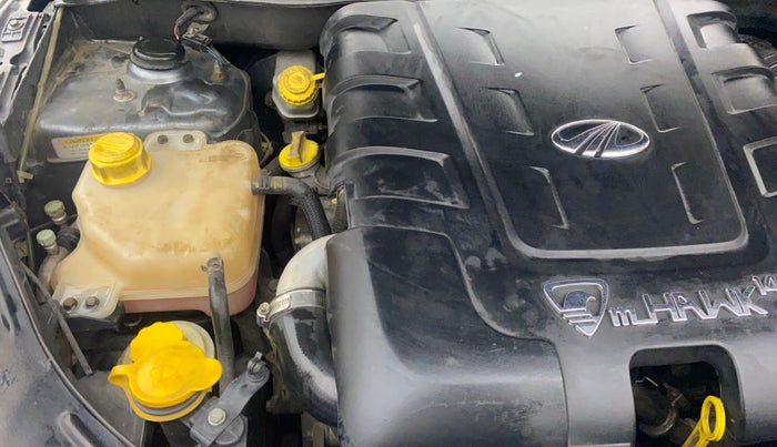 2014 Mahindra XUV500 W8, Diesel, Manual, 71,221 km, Engine View - Right