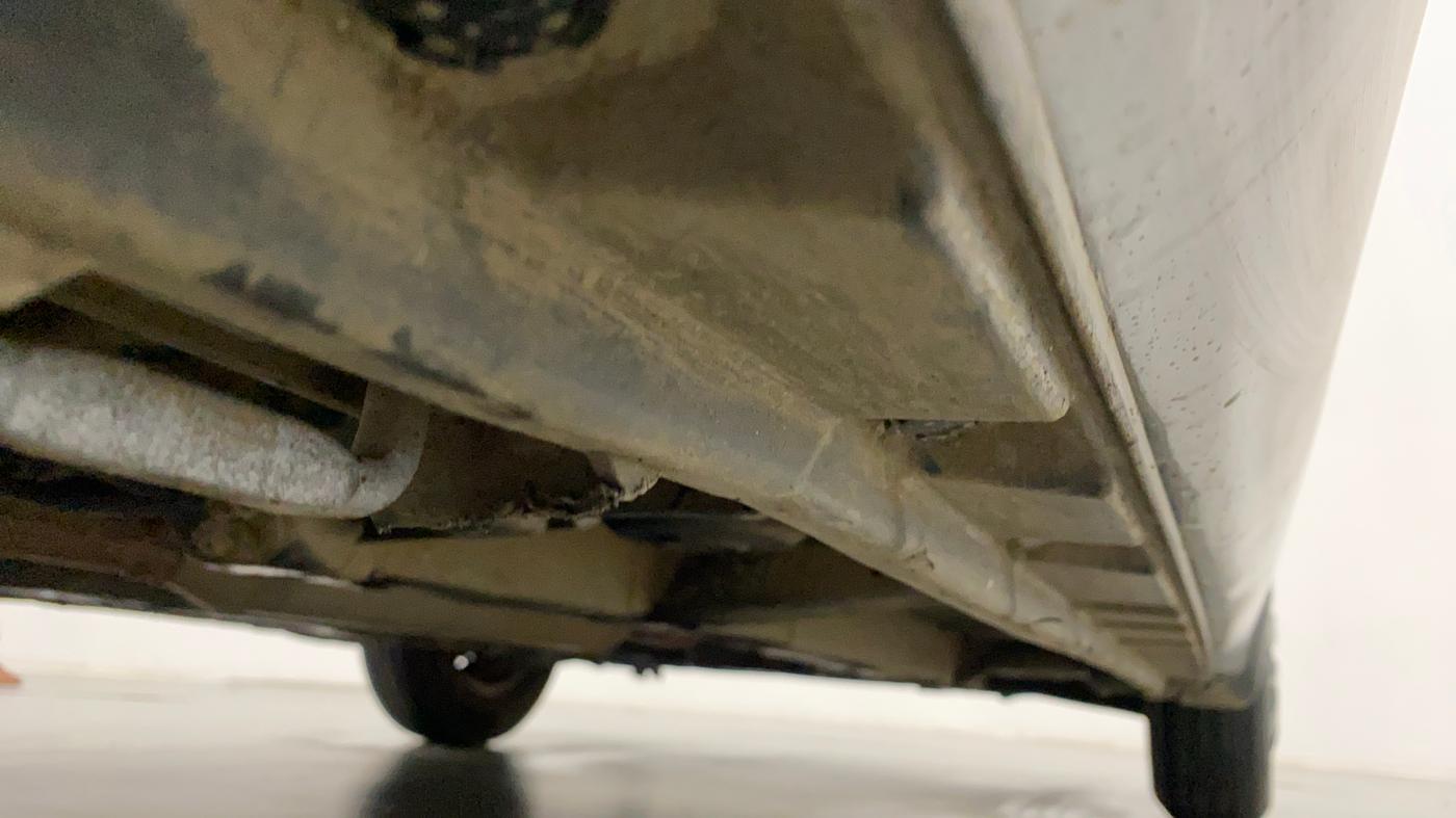 2013 Maruti Swift VXI, Petrol, Manual, 60,424 km, Right Side Underbody