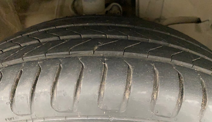 2016 Honda City 1.5L I-VTEC V MT, Petrol, Manual, 63,153 km, Right Front Tyre Tread