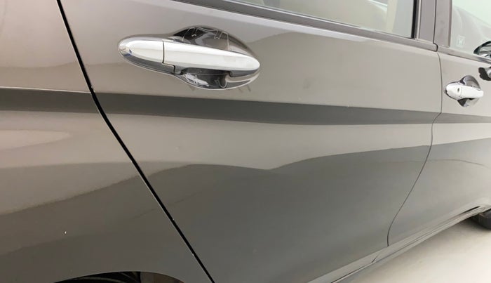2016 Honda City 1.5L I-VTEC V MT, Petrol, Manual, 63,153 km, Right rear door - Slightly dented