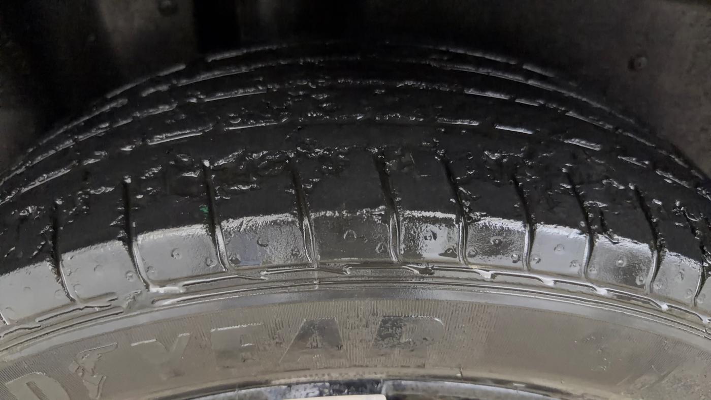 2020 MG HECTOR PLUS SHARP 1.5 PETROL TURBO DCT 6-STR, Petrol, Automatic, 55,884 km, Right Rear Tyre Tread