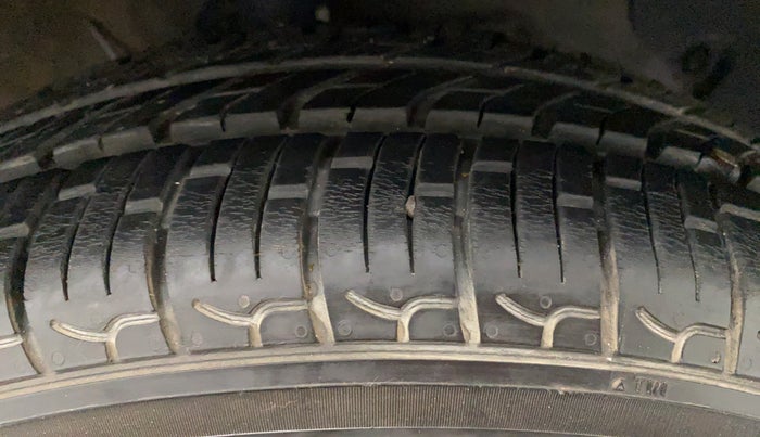 2019 Hyundai NEW SANTRO 1.1 SPORTS AMT, Petrol, Automatic, 2,726 km, Right Front Tyre Tread