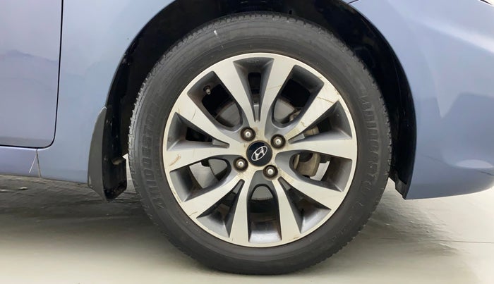 2014 Hyundai Verna FLUIDIC 1.4 VTVT CX, Petrol, Manual, 49,716 km, Right Front Wheel