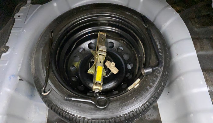 2014 Hyundai Verna FLUIDIC 1.4 VTVT CX, Petrol, Manual, 49,716 km, Spare Tyre