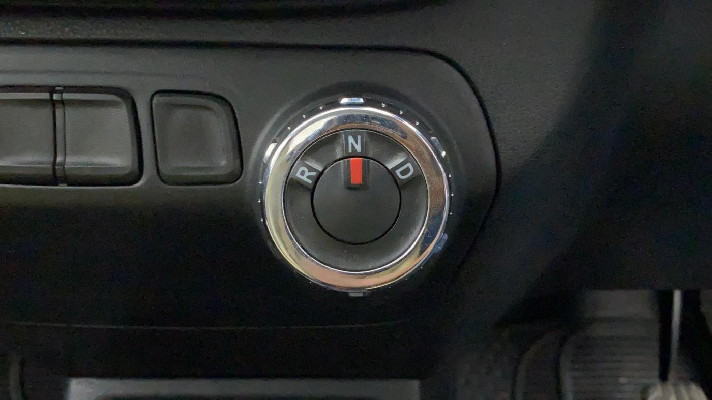 2017 Renault Kwid RXL 1.0 AMT, Petrol, Automatic, 23,431 km, Gear Lever