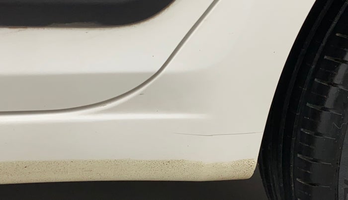 2019 Hyundai Elite i20 ASTA (O) CVT, Petrol, Automatic, 10,127 km, Left running board - Minor scratches