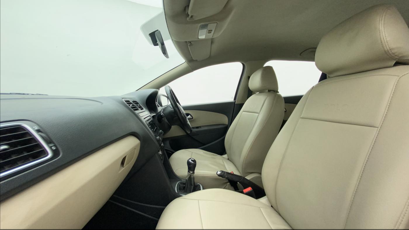 2014 Volkswagen Polo HIGHLINE1.2L, Petrol, Manual, 57,569 km, Right Side Front Door Cabin