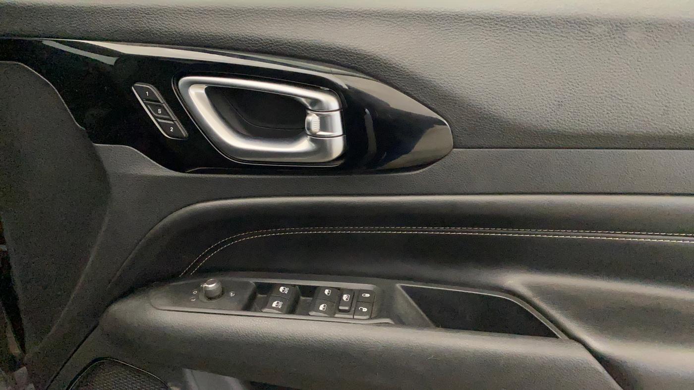 2021 Jeep Compass MODEL S (O) 2.0 DIESEL, Diesel, Manual, 63,410 km, Driver Side Door Panels Control
